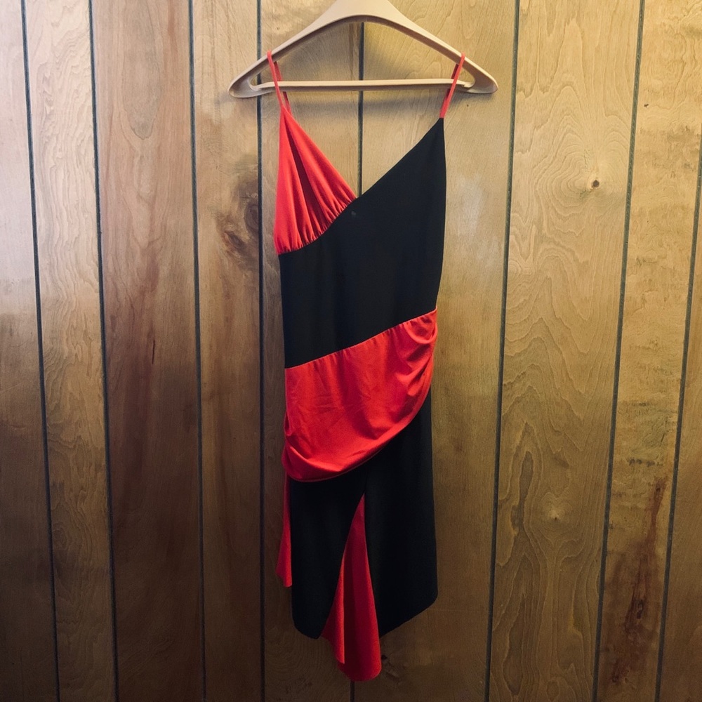 Tag1080 black and red dress